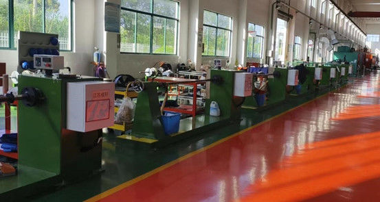 Mesin penggulung roller bertekanan cerdas untuk penyesuaian sudut penggulung yang tepat